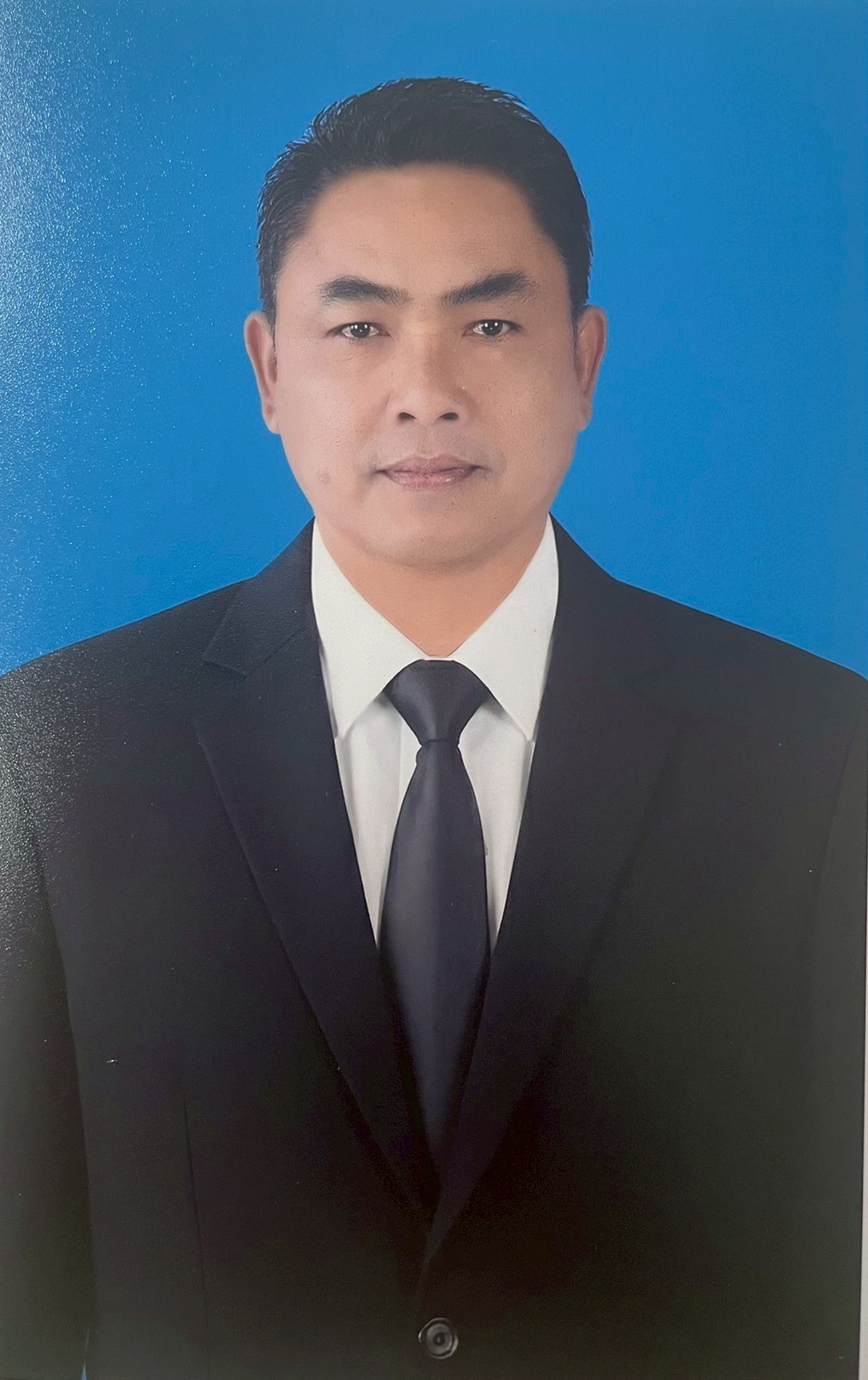 นายสุนิพนธ์  ทองสี